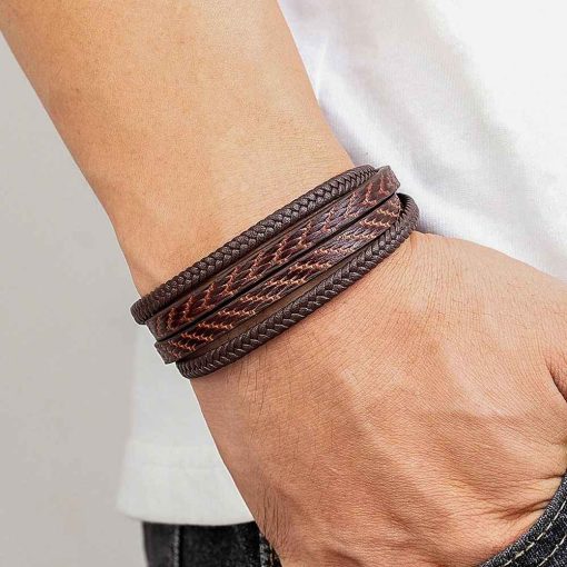 Feather Pattern Leather Bracelet – Stylish Magnetic Bangle for Men - Image 4