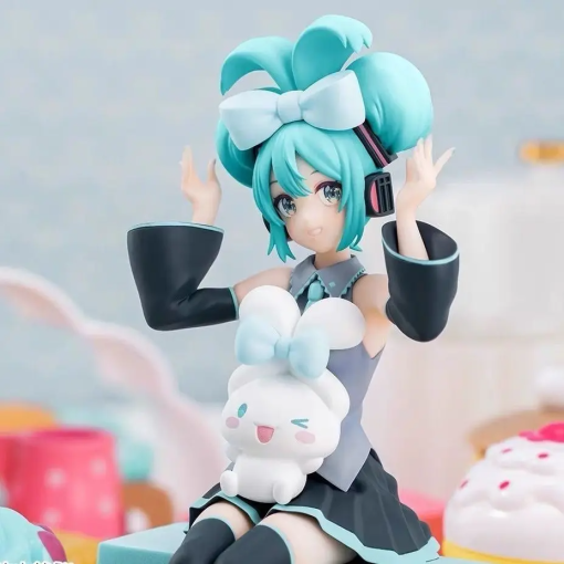 15cm Miku x Cinnamoroll Sitting Figure – Kawaii Anime Collectible - Image 2